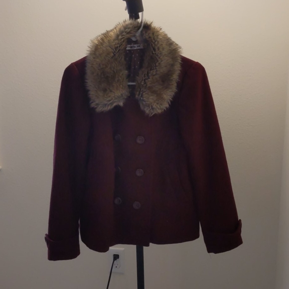 NWOT Faux-Fur Collar Coat - Picture 2 of 7